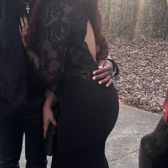 Black Prom Gown/Dress Size 8 - Picture 7 of 8